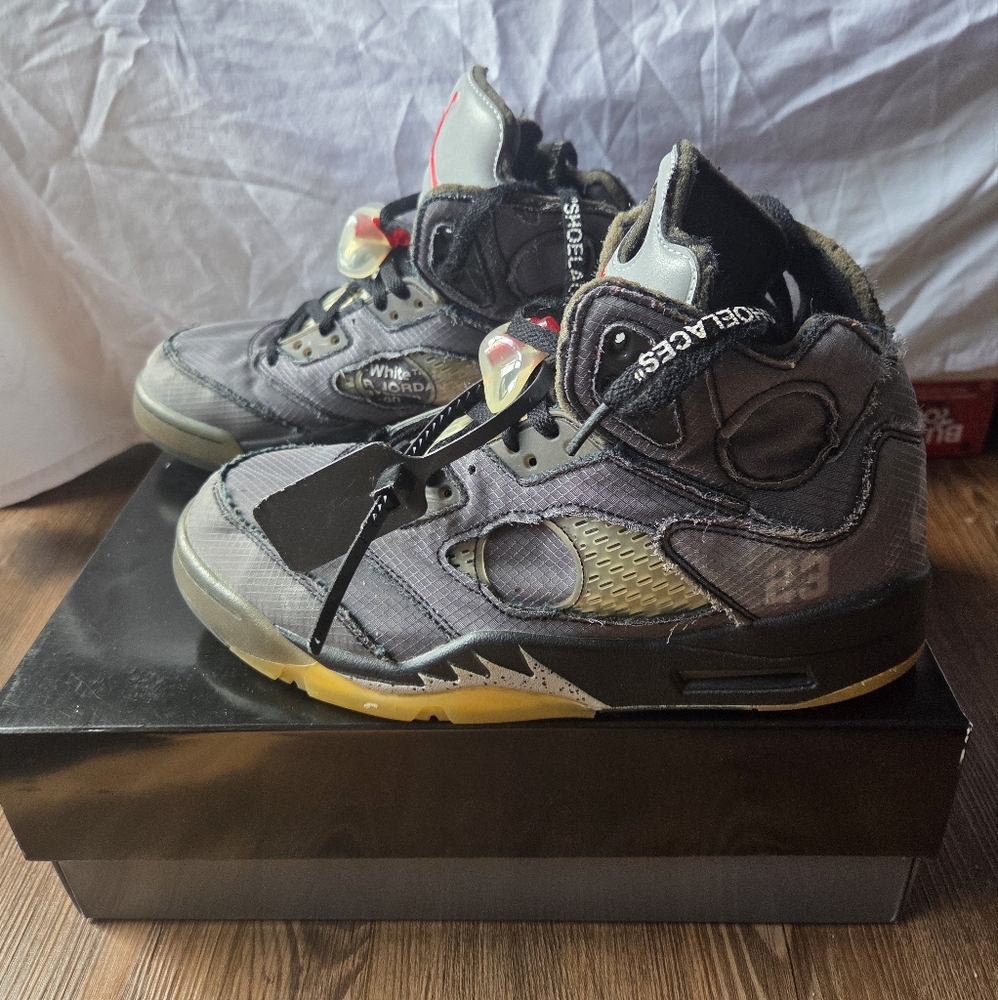 Off-White x Air Jordan 5 Retro SP 'Muslin'